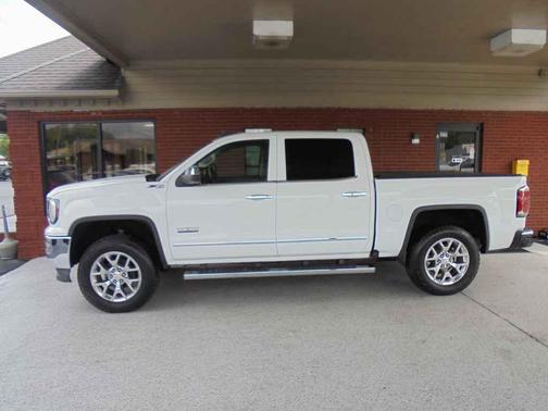 Summit White 2017 GMC Sierra 1500 SLT