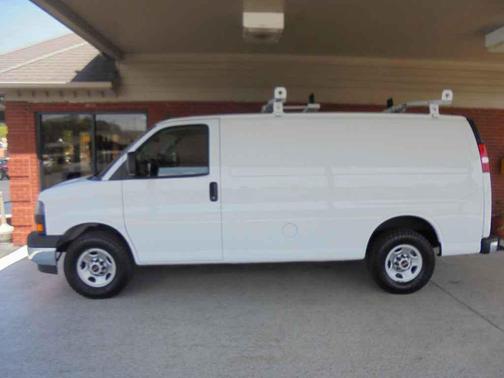 2021 GMC Savana 2500 Work Van