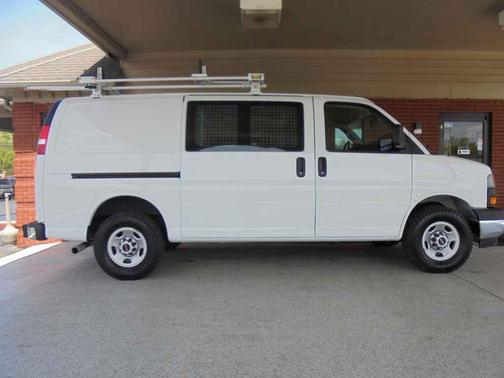 2021 GMC Savana 2500 Work Van