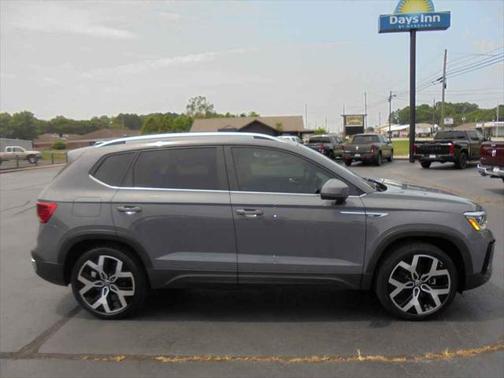 2023 Volkswagen Taos 1.5T SEL