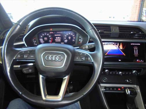 2023 Audi Q3 Premium 45 TFSI S line quattro Tiptronic