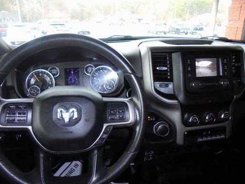 2021 RAM 2500 Tradesman Crew Cab 4x2 8' Box