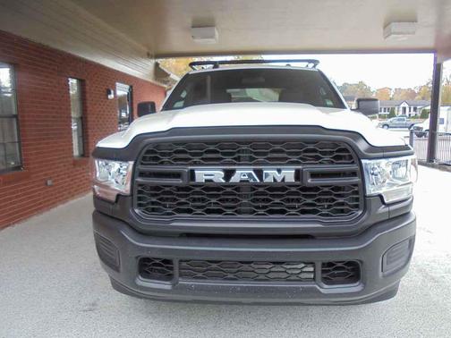 2021 RAM 2500 Tradesman Crew Cab 4x2 8' Box