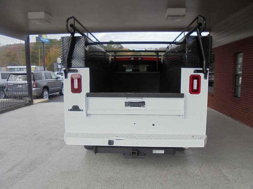 2021 RAM 2500 Tradesman Crew Cab 4x2 8' Box