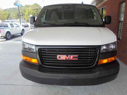 2023 GMC Savana 2500 Work Van