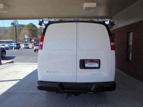 2022 Chevrolet Express 2500 RWD 2500 Regular Wheelbase WT