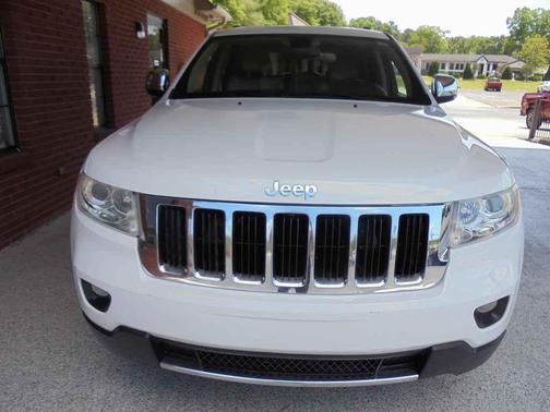 Bright White Clearcoat 2013 Jeep Grand Cherokee Limited