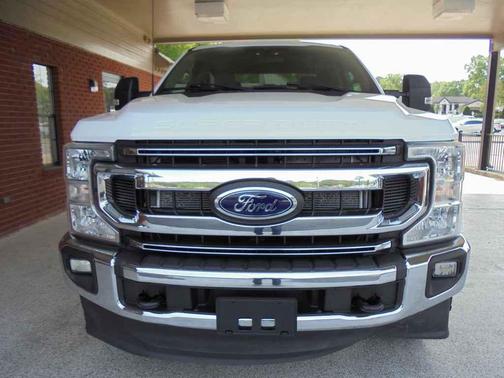 Oxford White 2022 Ford F-250 XLT