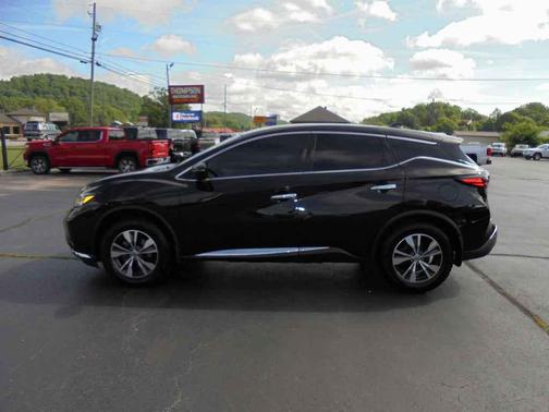 Magnetic Black Pearl 2019 Nissan Murano S