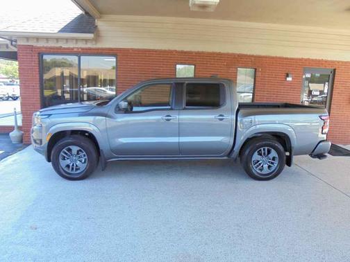 Gun Metallic 2025 Nissan Frontier SV
