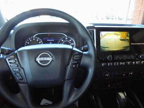 Gun Metallic 2025 Nissan Frontier SV
