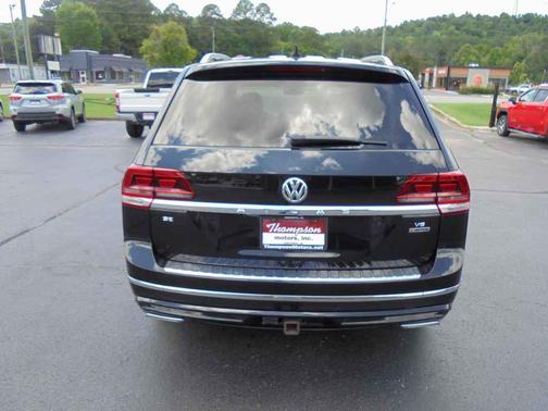 Deep Black Pearl 2019 Volkswagen Atlas 3.6L SE w/Technology