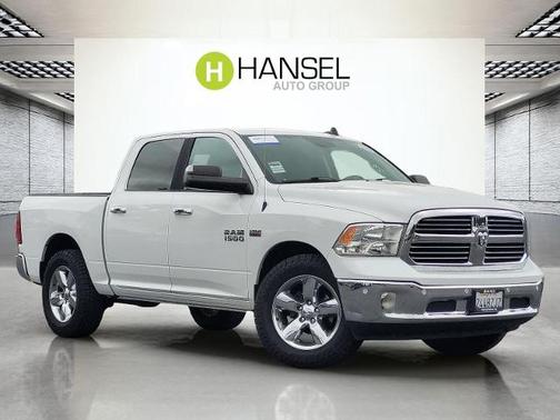 2017 RAM 1500 SLT