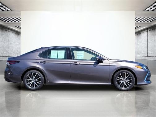 2021 Toyota Camry XLE