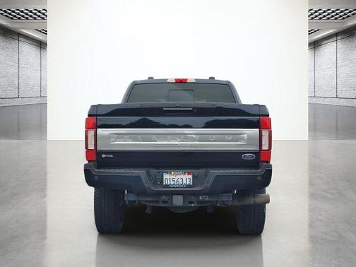 ANTIMATTER BLUE 2022 Ford F-250 PLATINUM