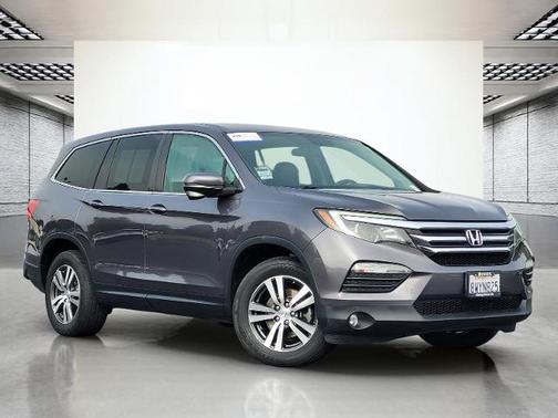 2017 Honda Pilot EX