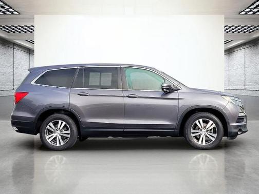 2017 Honda Pilot EX
