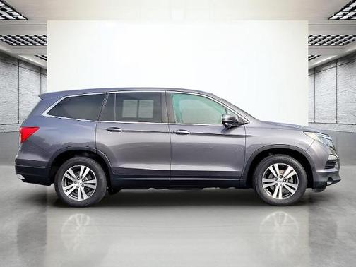 2017 Honda Pilot EX