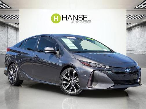 2021 Toyota Prius Prime LE