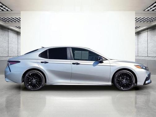 2021 Toyota Camry SE NIGHTSHADE