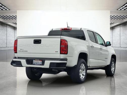 Summit White 2022 Chevrolet Colorado LT