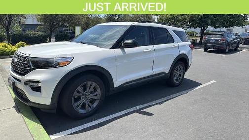 STAR WHITE MET TRI-COAT 2022 Ford Explorer XLT
