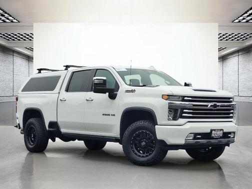 Summit White 2020 Chevrolet Silverado 2500 HIGH COUNTRY