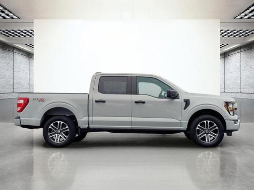 AVALANCHE 2023 Ford F-150 XL