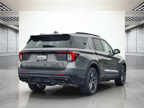 CARBONIZED GRAY METALLIC 2025 Ford Explorer ST