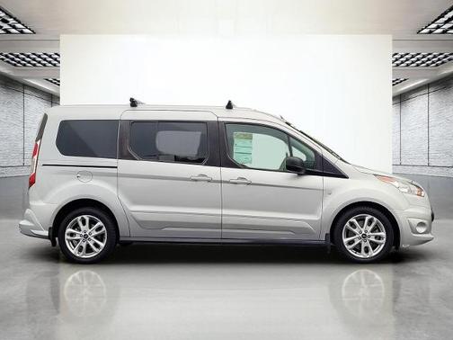 2017 Ford Transit Connect XLT