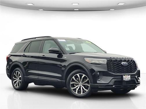 AGATE BLACK METALLIC 2025 Ford Explorer ST-LINE