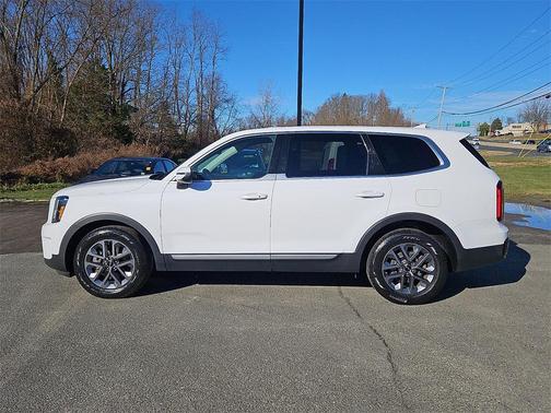 2023 Kia Telluride LX