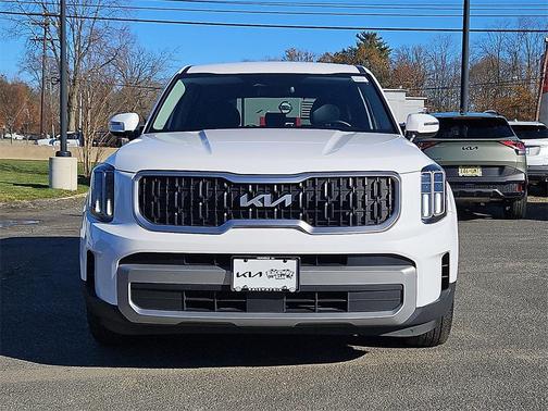 2023 Kia Telluride LX