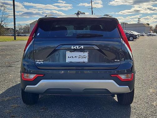 2023 Kia Niro EX