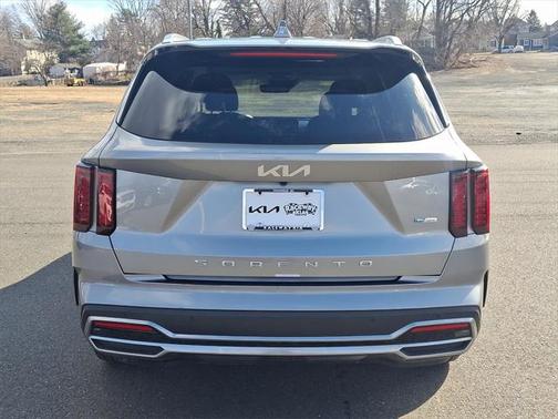 2022 Kia Sorento Hybrid S