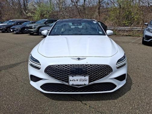 2022 Genesis G70 2.0T AWD
