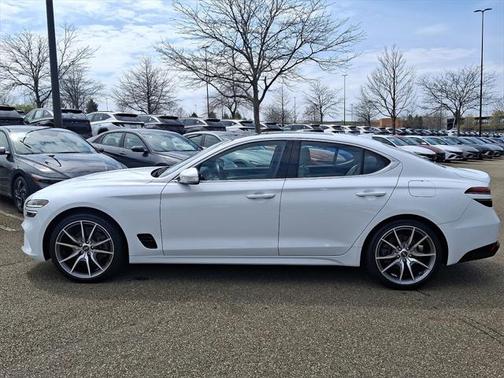 2022 Genesis G70 2.0T AWD