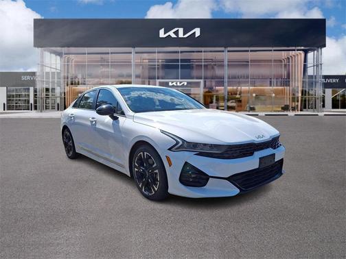 2022 Kia K5 GT-Line