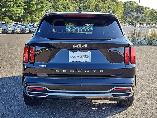 2022 Kia Sorento S