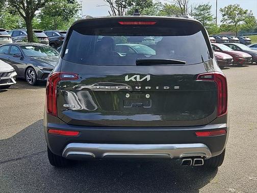 2022 Kia Telluride S