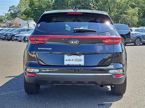 2022 Kia Sportage LX