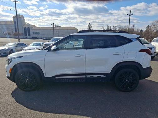 2023 Kia Seltos Nightfall Edition