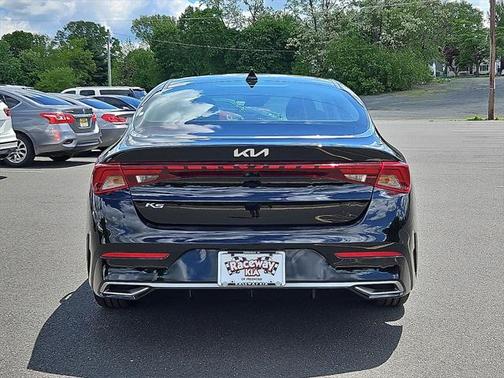 2022 Kia K5 LXS