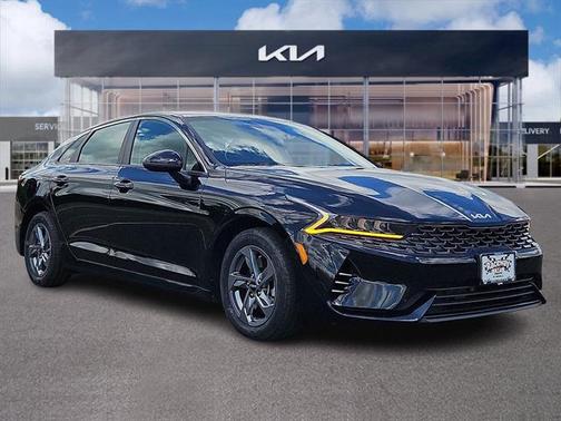 2022 Kia K5 LXS
