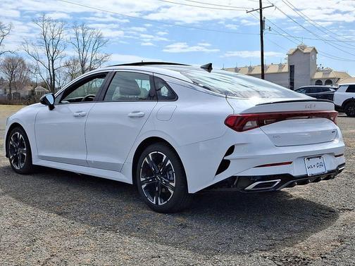 Glacial White Pearl 2024 Kia K5 GT-Line