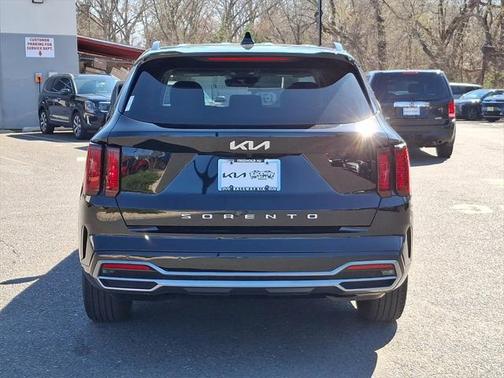 2022 Kia Sorento S