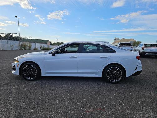 2023 Kia K5 GT-Line