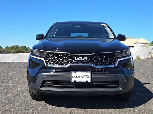 2022 Kia Sorento LX