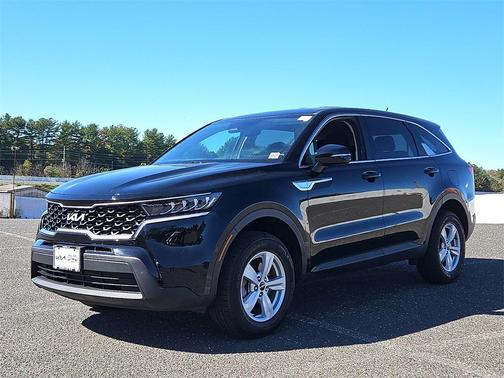 2022 Kia Sorento LX