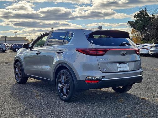 2022 Kia Sportage LX